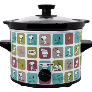 Uncanny Brands Peanuts Snoopy 2 Quart Slow Cooker - glamourwo.com | ladies' apparel & accessories & shoes | Flash Sale