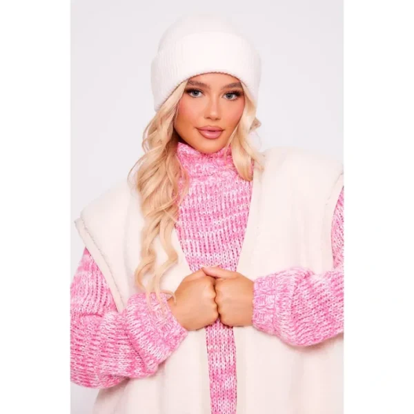 White Ribbed Knit Beanie | Accessories - glamourwo.com | ladies' apparel & accessories & shoes | Hot